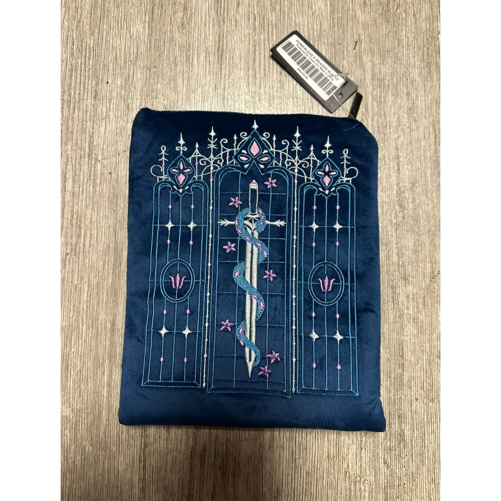 Fairyloot Powerless Zipper Closure Padded E-reader Kindle Sleeve